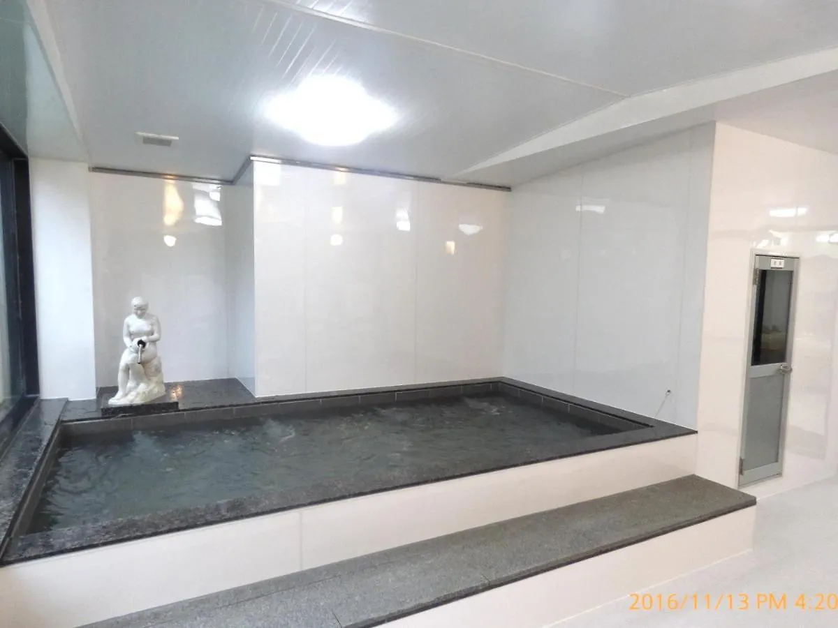 Hotel Yutaka Wing Izumisano 3*,  Japan